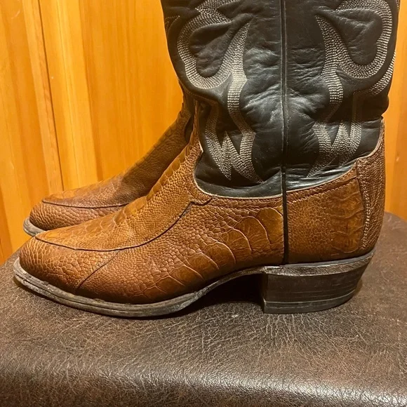 Tony Lama Ostrich Leg have never seen a pair done this way… - Picture 4 of 10